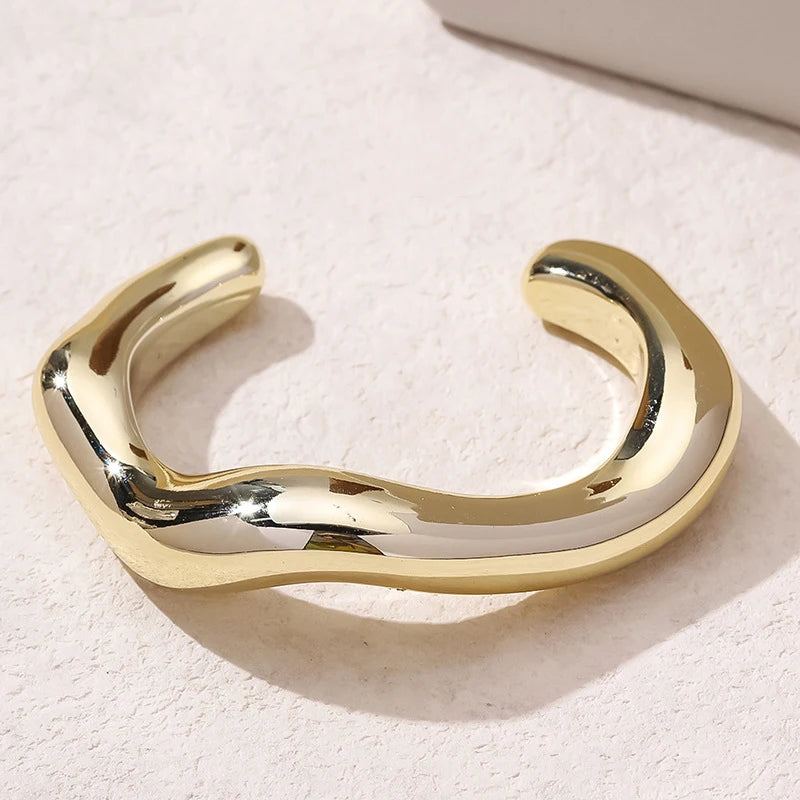 Victoire | Bracelet manchette géométrique