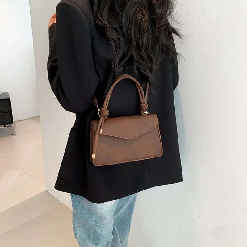 Lise | Petit Sac Carré Crossbody Design Minimaliste