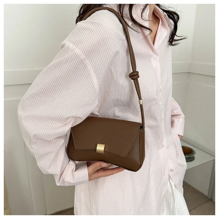 Jeanne | Sac à Main Boucle Métallique Format Pratique