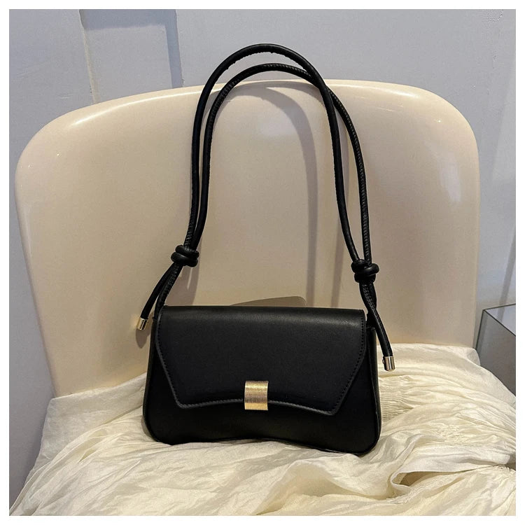 Jeanne | Sac à Main Boucle Métallique Format Pratique