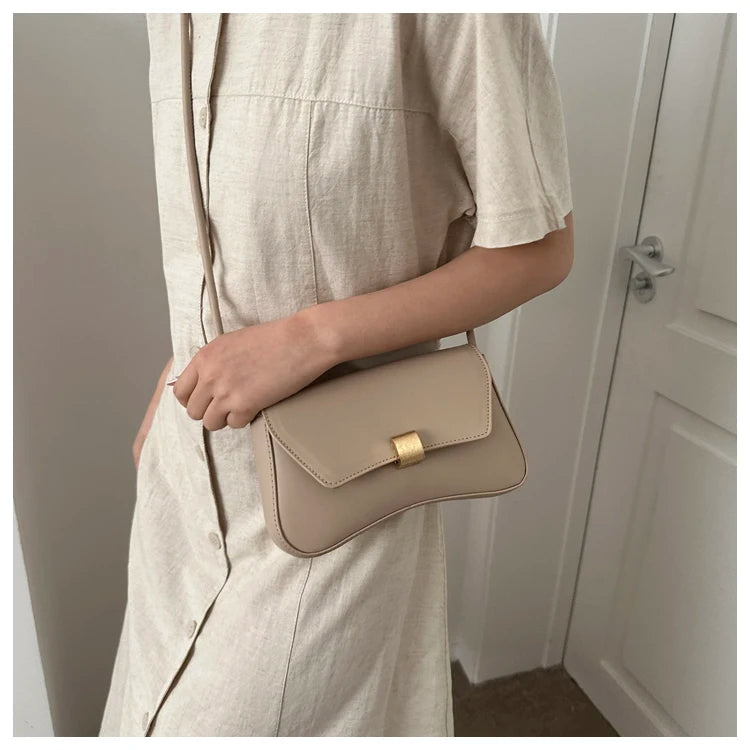 Jeanne | Sac à Main Boucle Métallique Format Pratique
