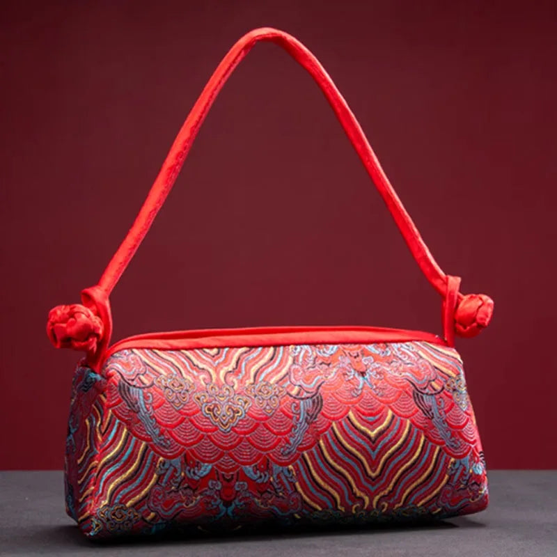 Mélanie | Sac Brodé en Soie Pièce Artisanale