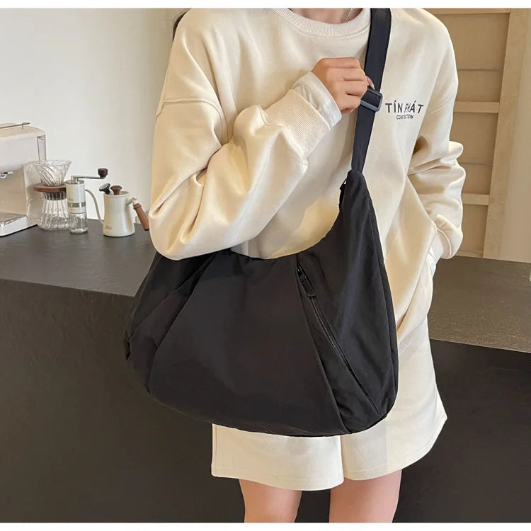 Lucie | Petit Sac Forme Dumpling Design Original
