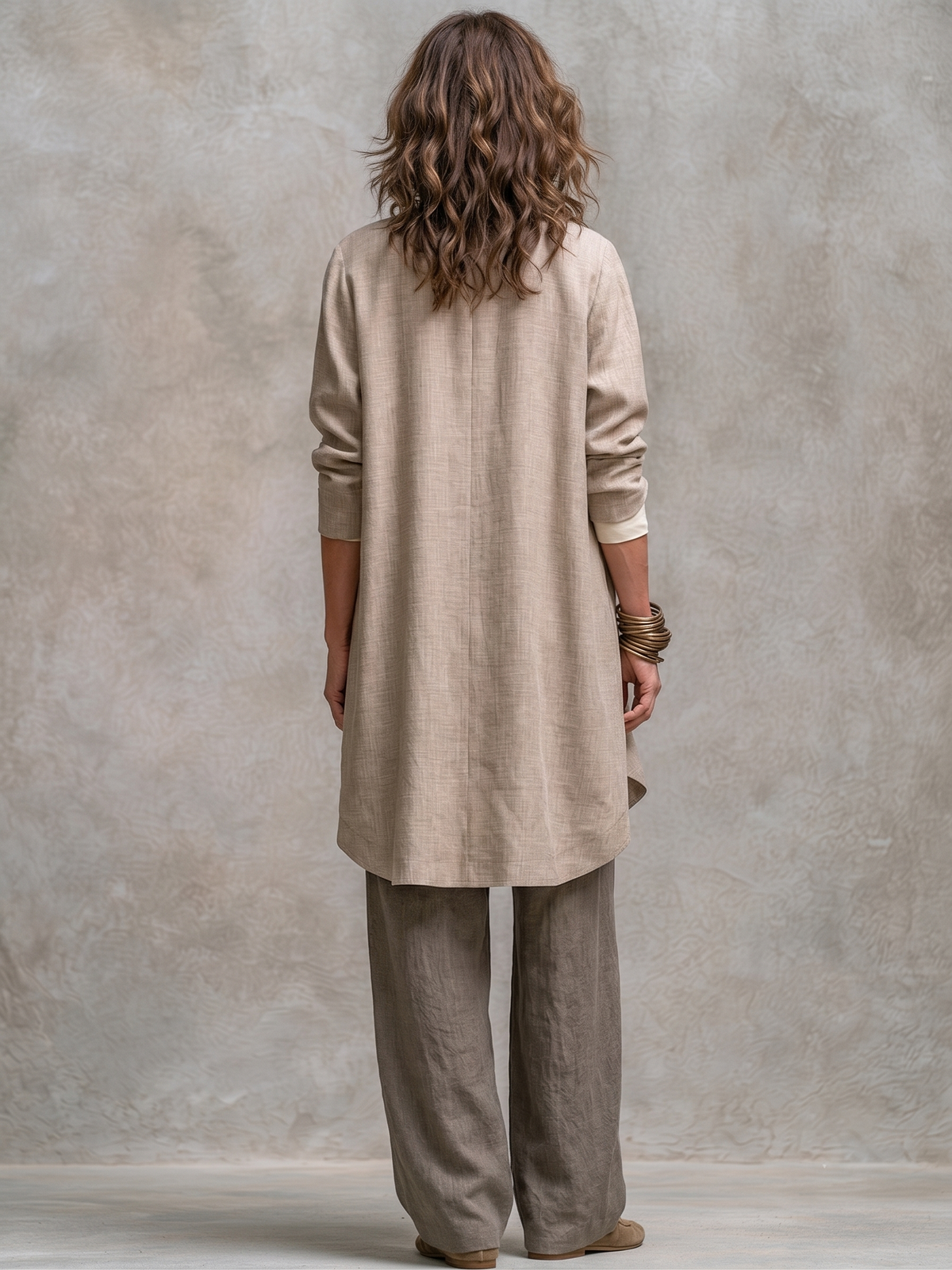 Constance | Ensemble trois pièces beige et gris, décontracté et élégant, avec superpositions et pantalon palazzo