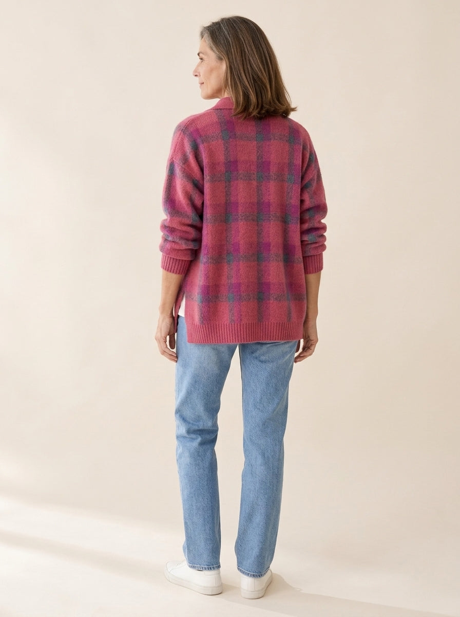 Ashley | Cardigan classique à carreaux