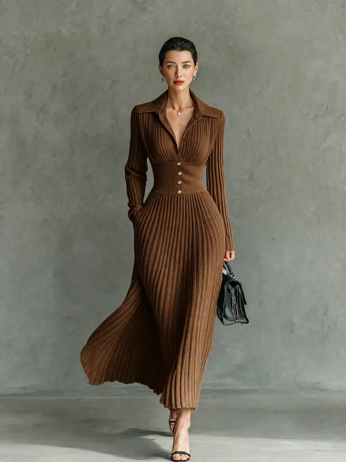 Elvire | Robe longue plissée à revers et taille haute