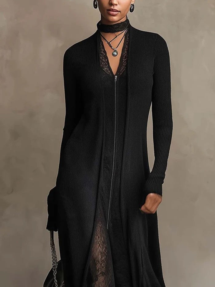 Solenne | Robe longue en maille côtelée avec dentelle, noire