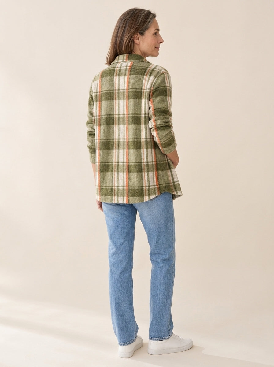 Hazel | Cardigan boutonné à carreaux vert olive