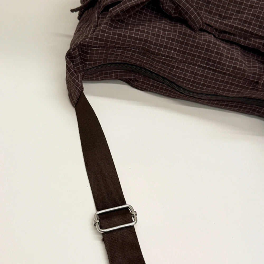 Korean-Style Retro Grid Single Shoulder Bag, Large Capacity, Versatile for School, Work, and Commuting, Unisex Design