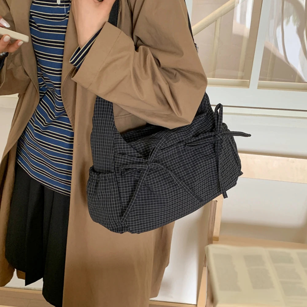 Korean-Style Retro Grid Single Shoulder Bag, Large Capacity, Versatile for School, Work, and Commuting, Unisex Design