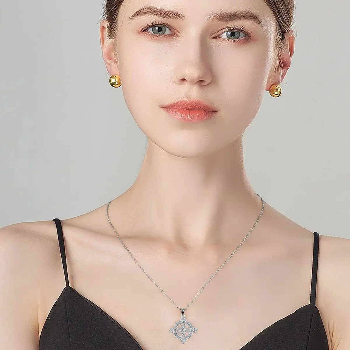 925 Thai Silver Classic Witch Knot Necklace With Zircons Trinity Knot Good Luck CZ Charm Wiccan Symbol Protection Jewelry