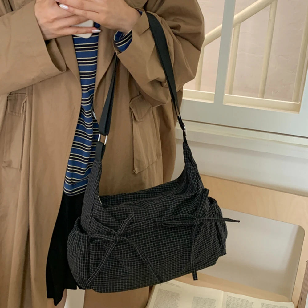 Korean-Style Retro Grid Single Shoulder Bag, Large Capacity, Versatile for School, Work, and Commuting, Unisex Design