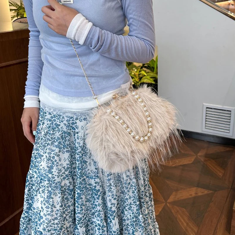 Lilou | Sac Crossbody Fausse Fourrure Poignée Perlée