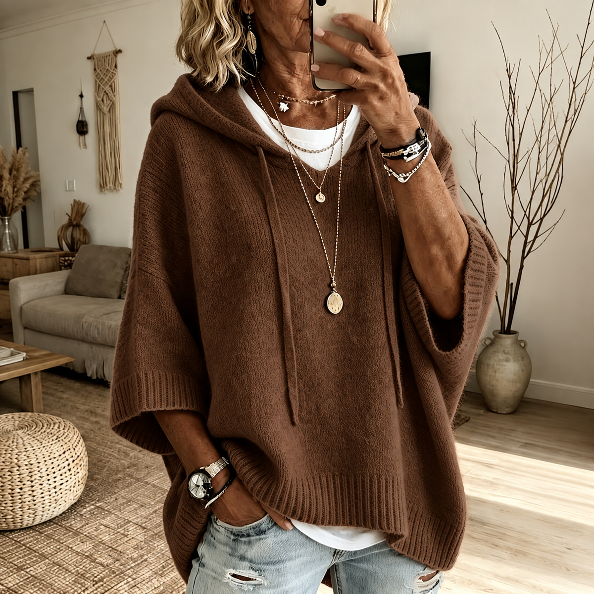 Louise | Pull poncho à capuche – Marron