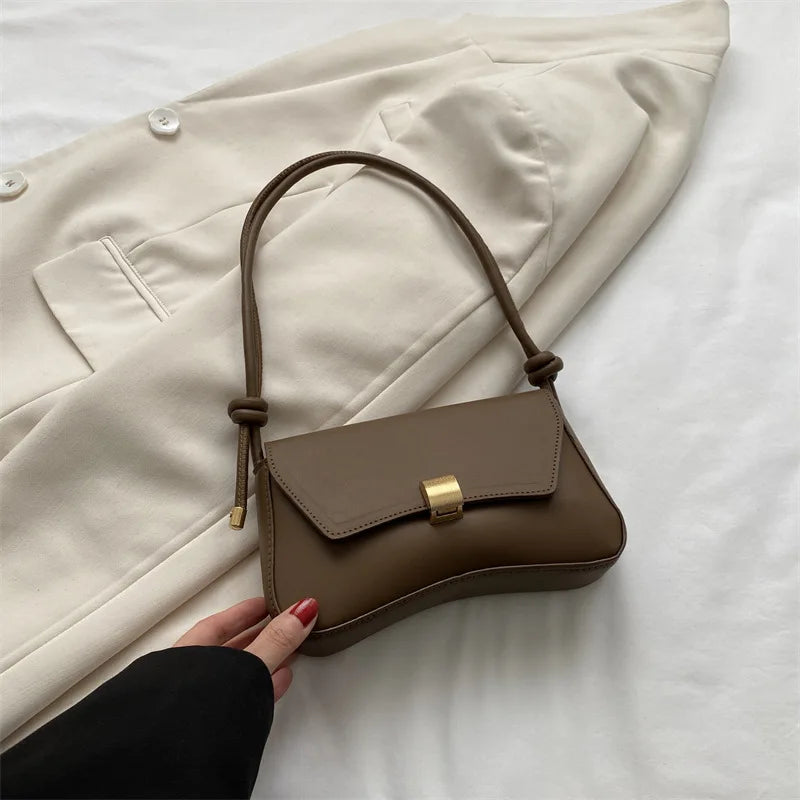 Jeanne | Sac à Main Boucle Métallique Format Pratique