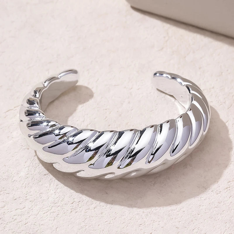 Victoire | Bracelet manchette géométrique